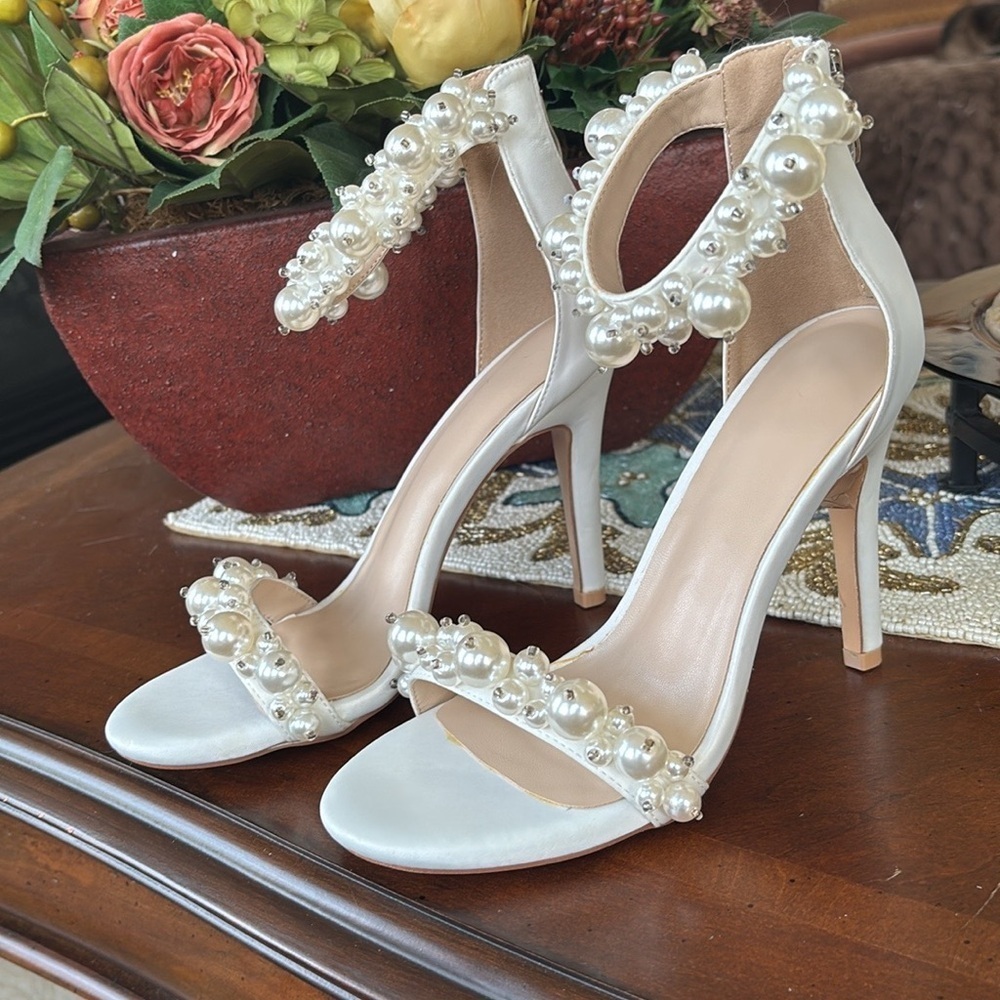 Brand New Faux Pearl Open Toe Ankle Strap Back Zip Stiletto Heel Sandals Wedding - Picture 2 of 16